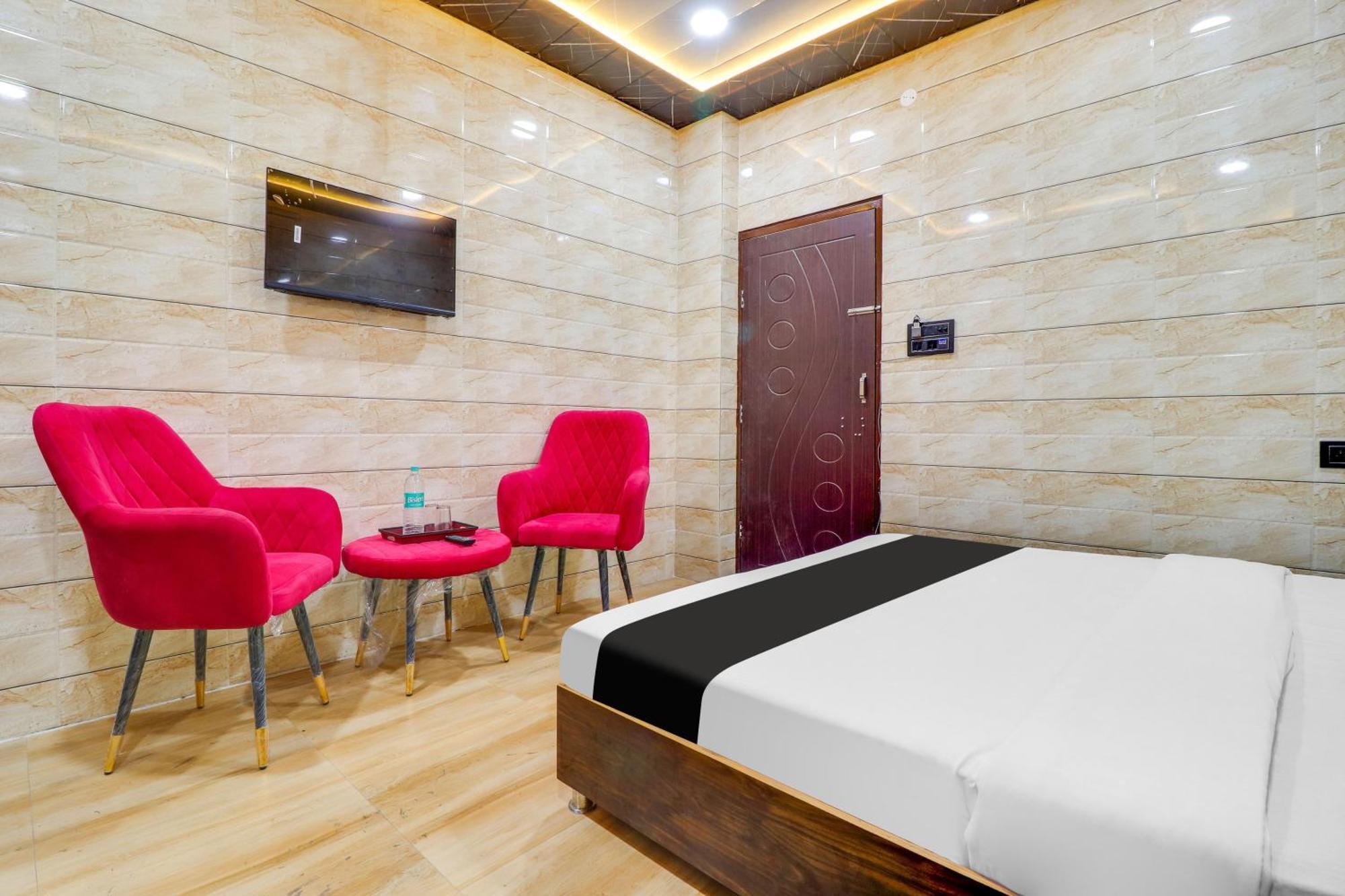 Hotel O Krishna Priya Haridwār Extérieur photo